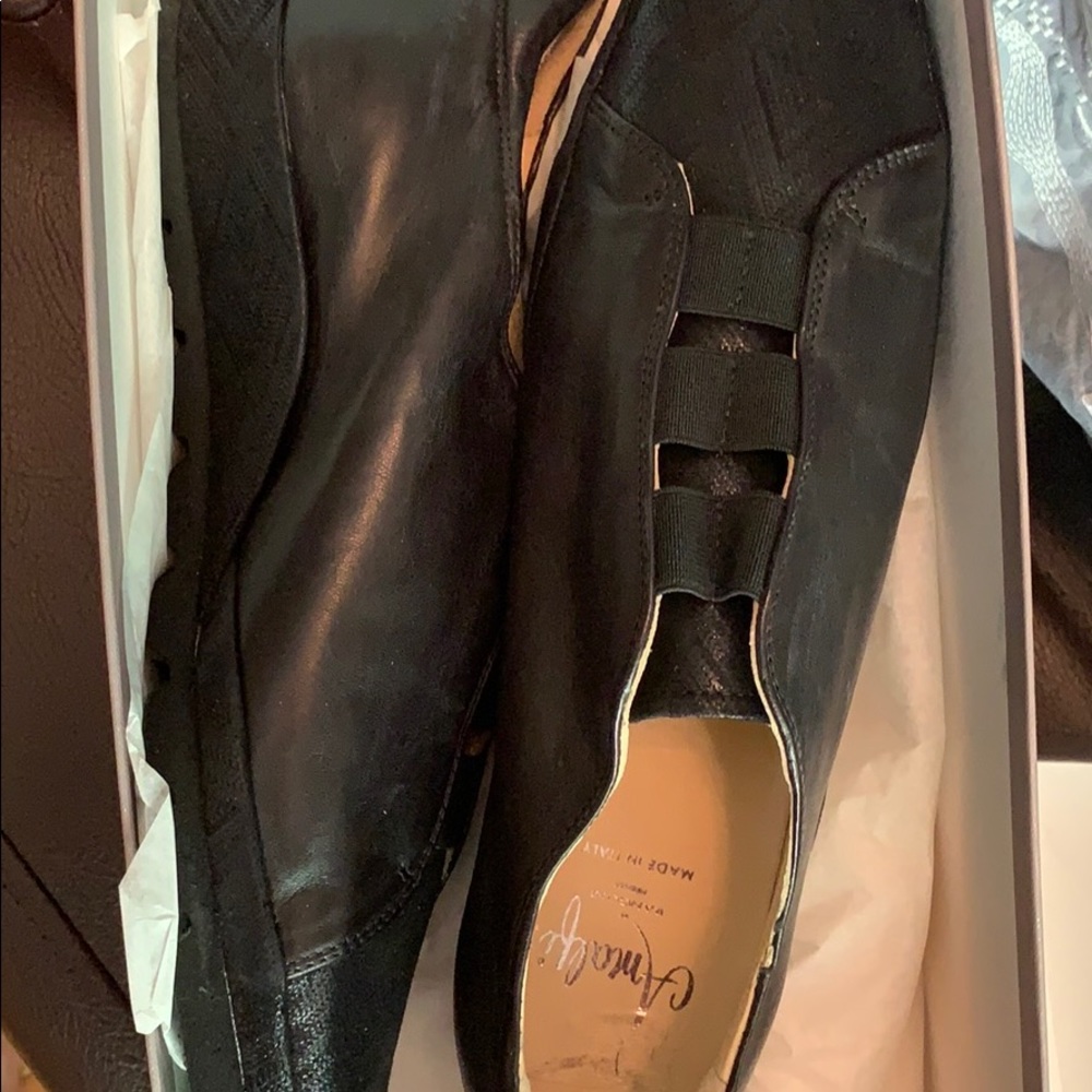 Black leather comfy shoes